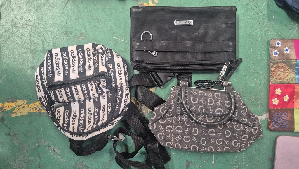 Dompet Coach